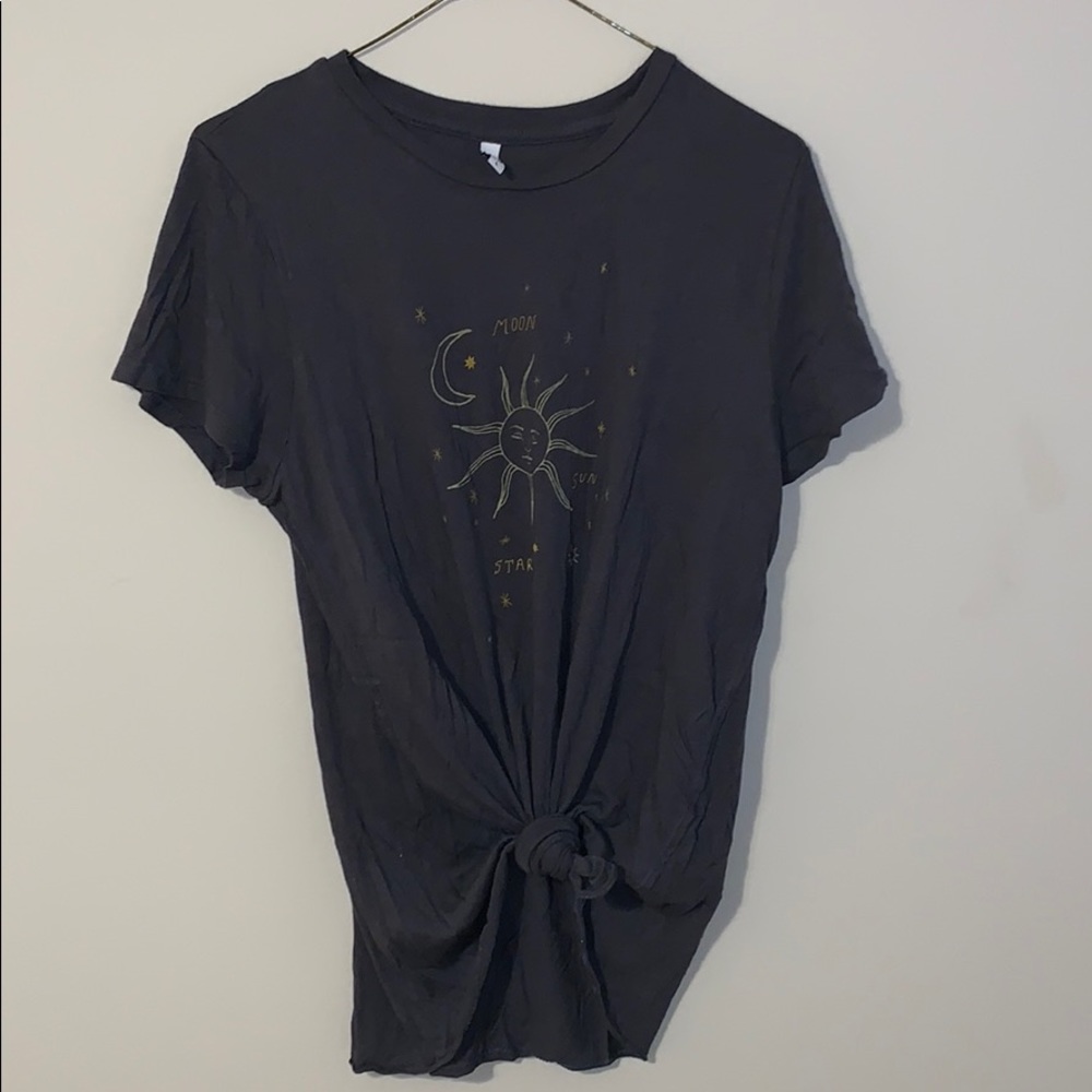 Short sleeve graphic sun moon and stars tee